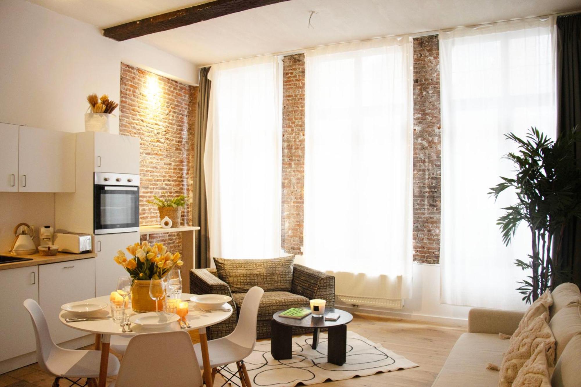 Gigi Home'S Antwerpen Exteriör bild